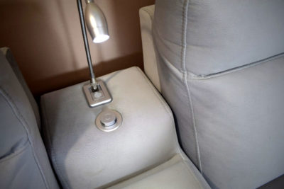Katar elemes ülőgarnitúra LED lámpával