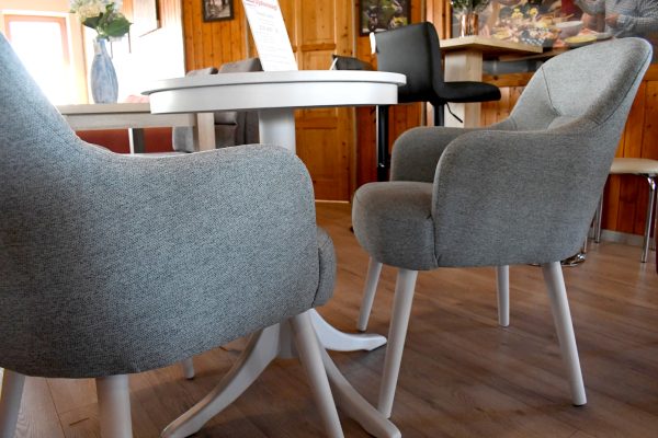 comfort-butor-veszprem-etkezoasztalok-szekek-202511 (21)